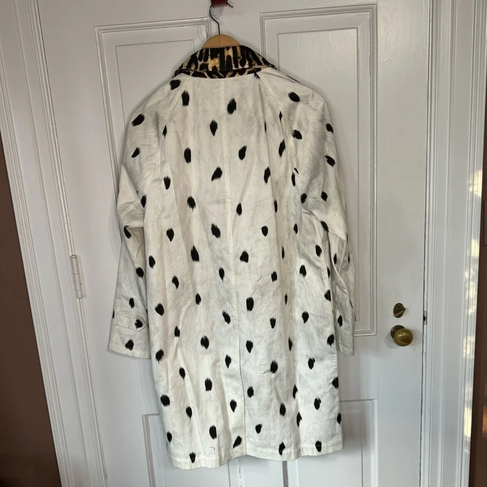 Burberry ANIMAL-PRINT COTTON-TWILL TRENCH COAT IN WHITE,BLACK,BROWN Size - Picture 7 of 16